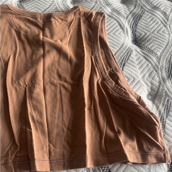 SKIMS Tan Cropped Tank Womens Size M - Picture 7 of 7